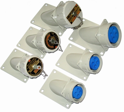 Inclined fixed socket